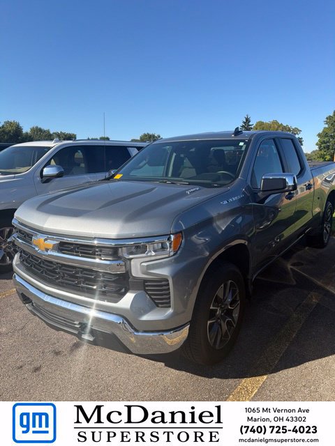Used 2025 Chevrolet Silverado 1500 LT AWD/4WD image 1