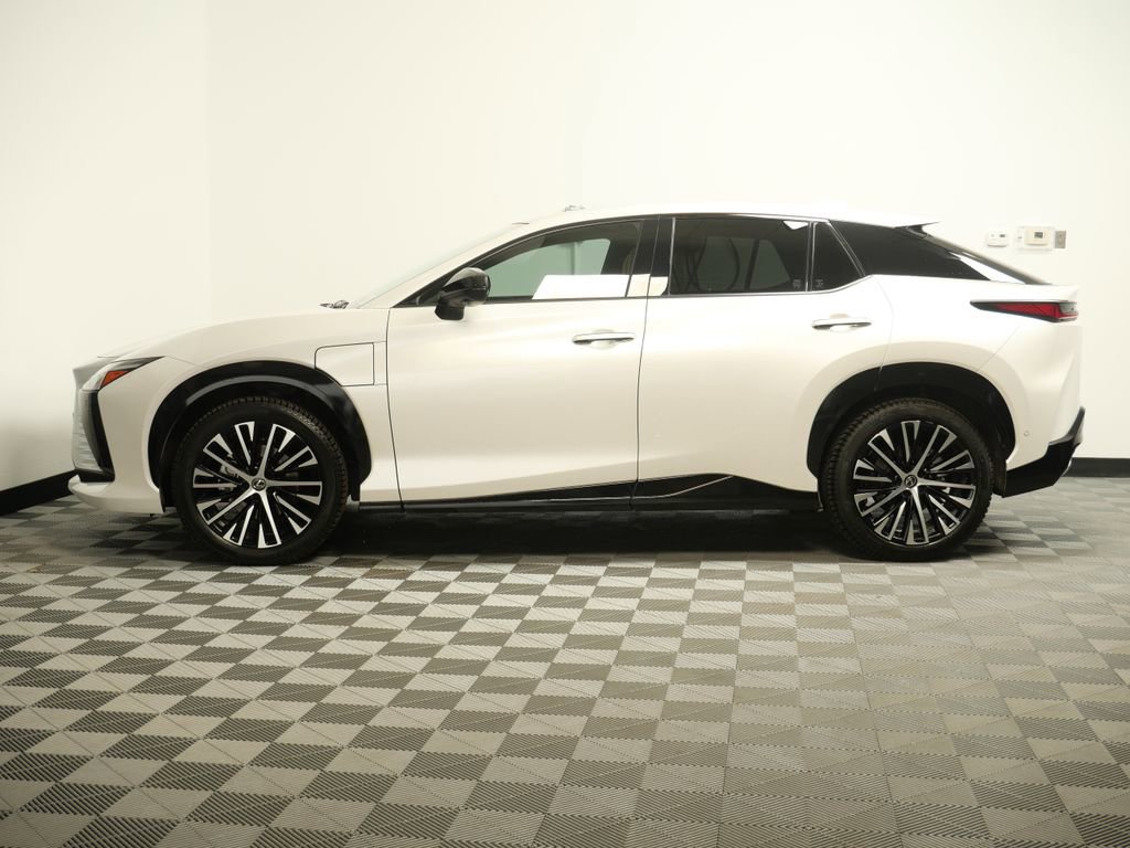Used 2023 Lexus RZ 450e Premium w/ Cold Area Package image 4