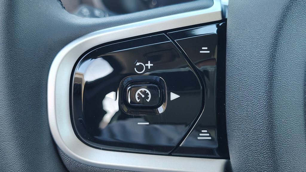 New 2026 Volvo XC90 B6 Ultra image 15