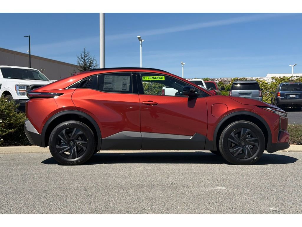 New 2026 Toyota C-HR image 3