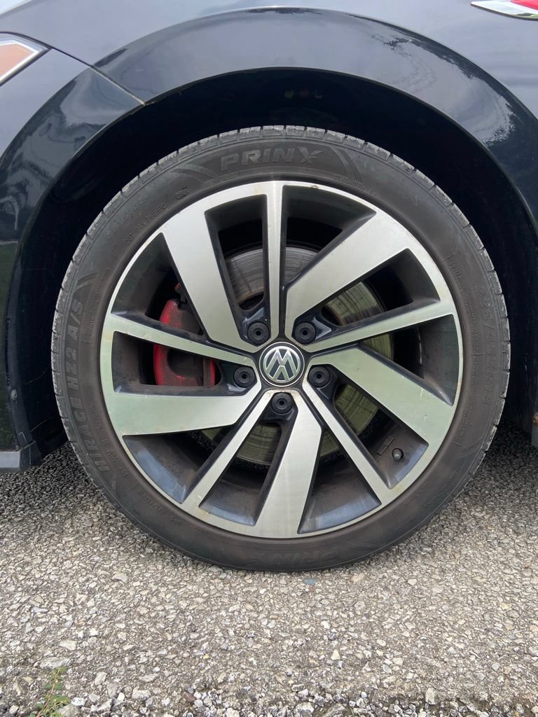 Used 2020 Volkswagen Jetta GLI FWD image 9