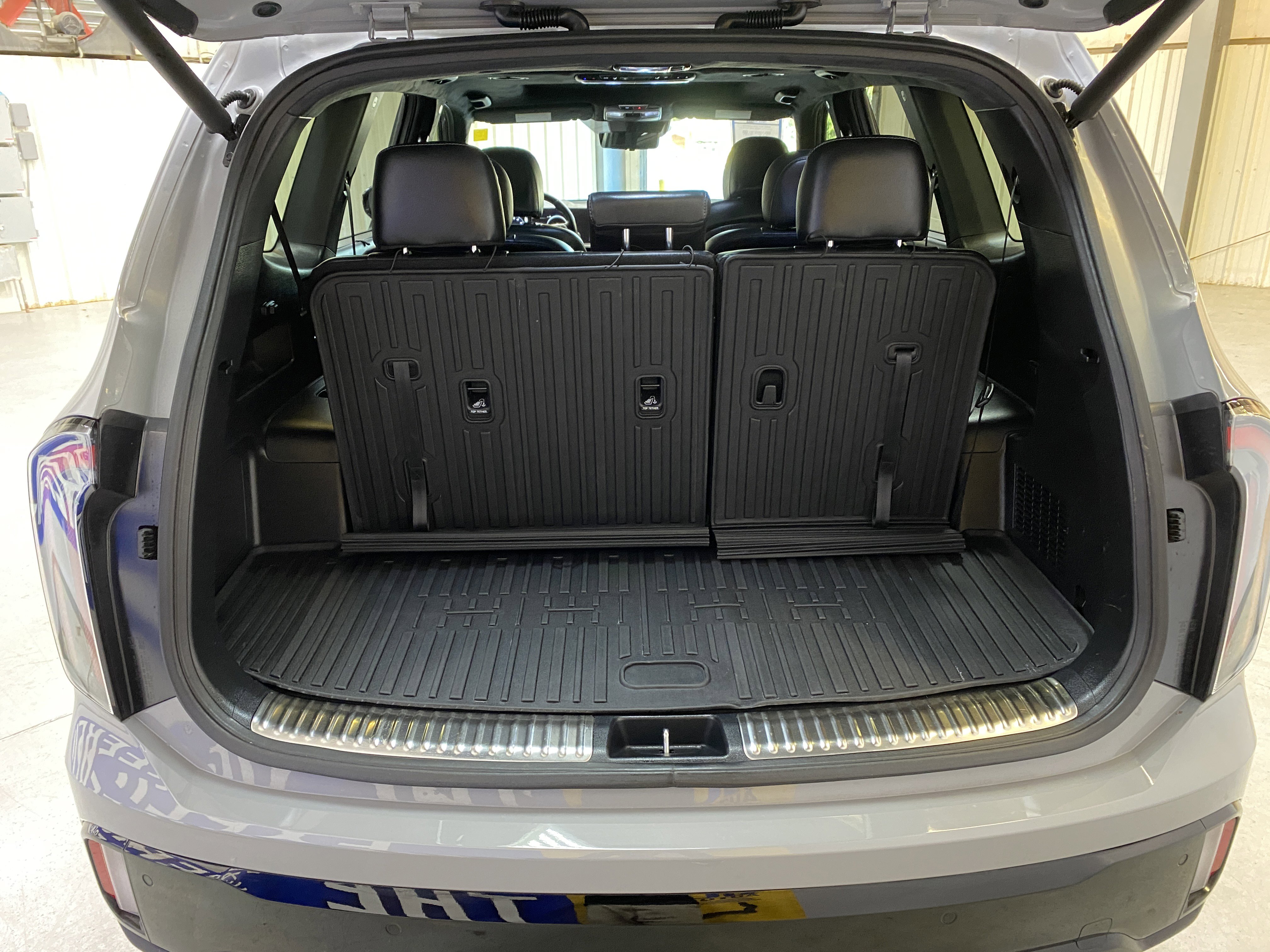 Used 2025 Kia Telluride SX Prestige X-Line image 32