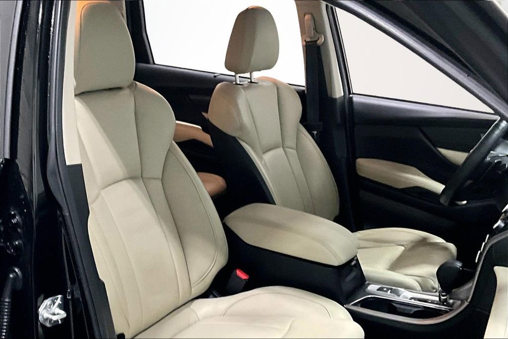 Used 2022 Subaru Ascent Limited image 29