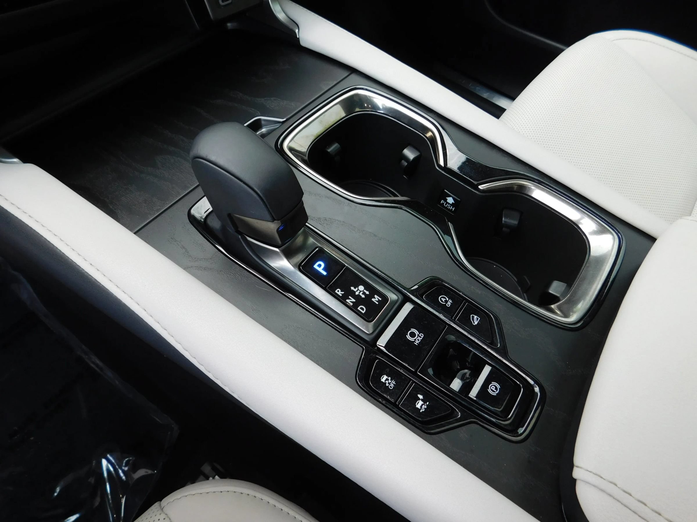 Used 2023 Lexus RX 350 Premium w/ Accessory Package AWD/4WD image 22