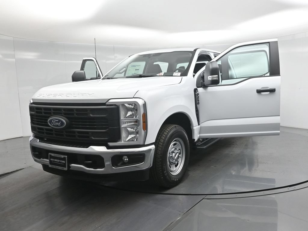 New 2026 Ford F250 XL w/ XL Chrome Package RWD image 27