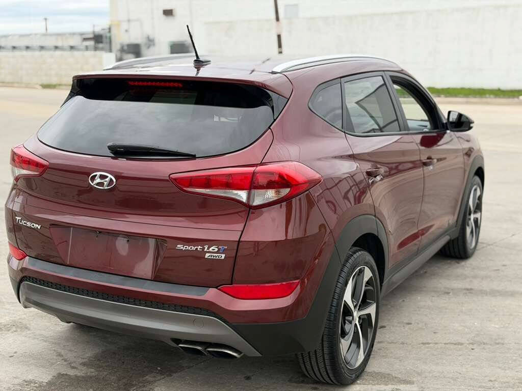 Used 2016 Hyundai Tucson Sport AWD/4WD image 6