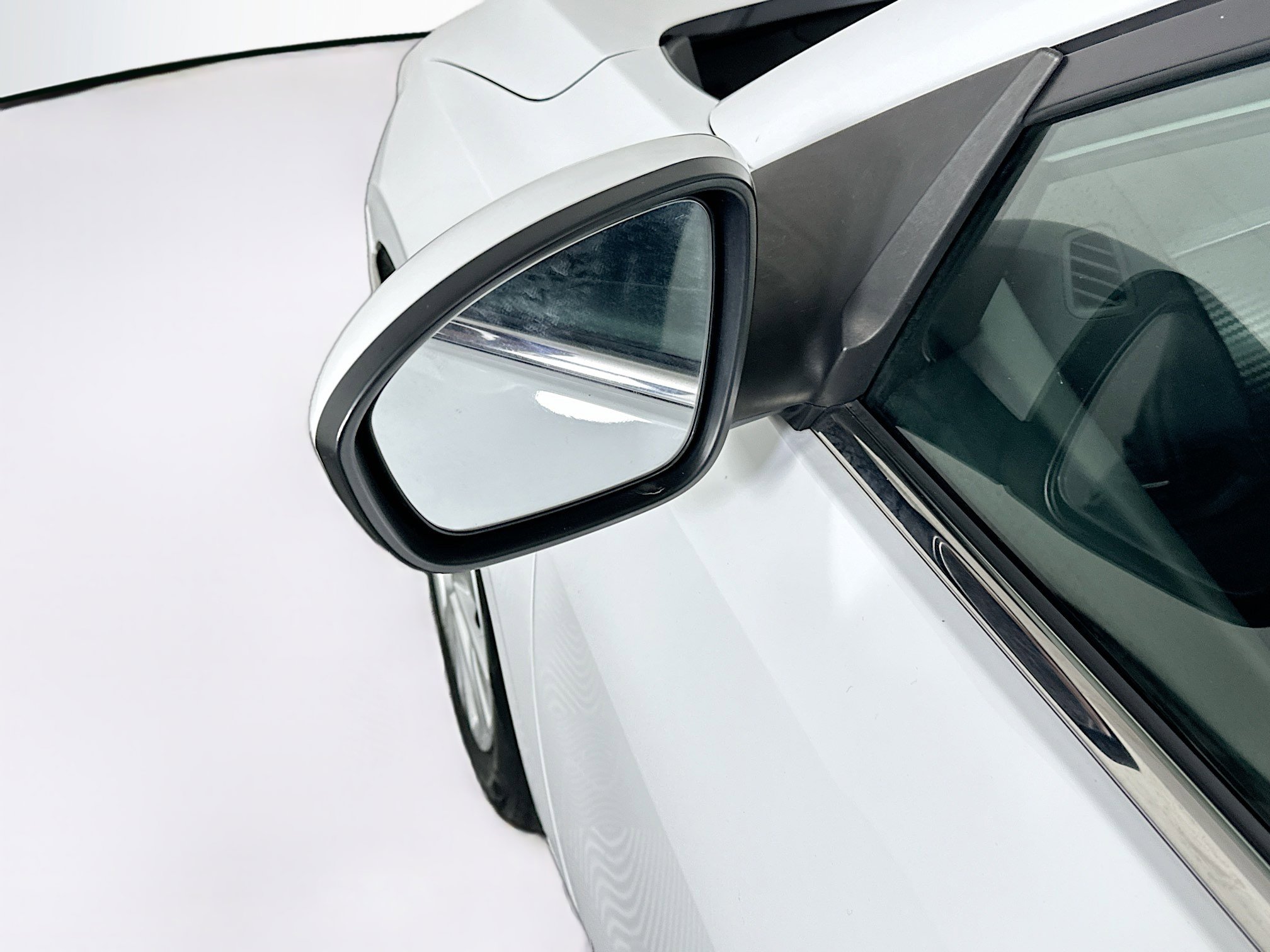 Used 2025 Nissan Sentra S image 16