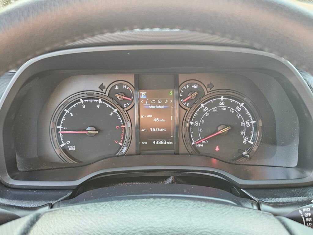 Used 2022 Toyota 4Runner SR5 Premium image 19