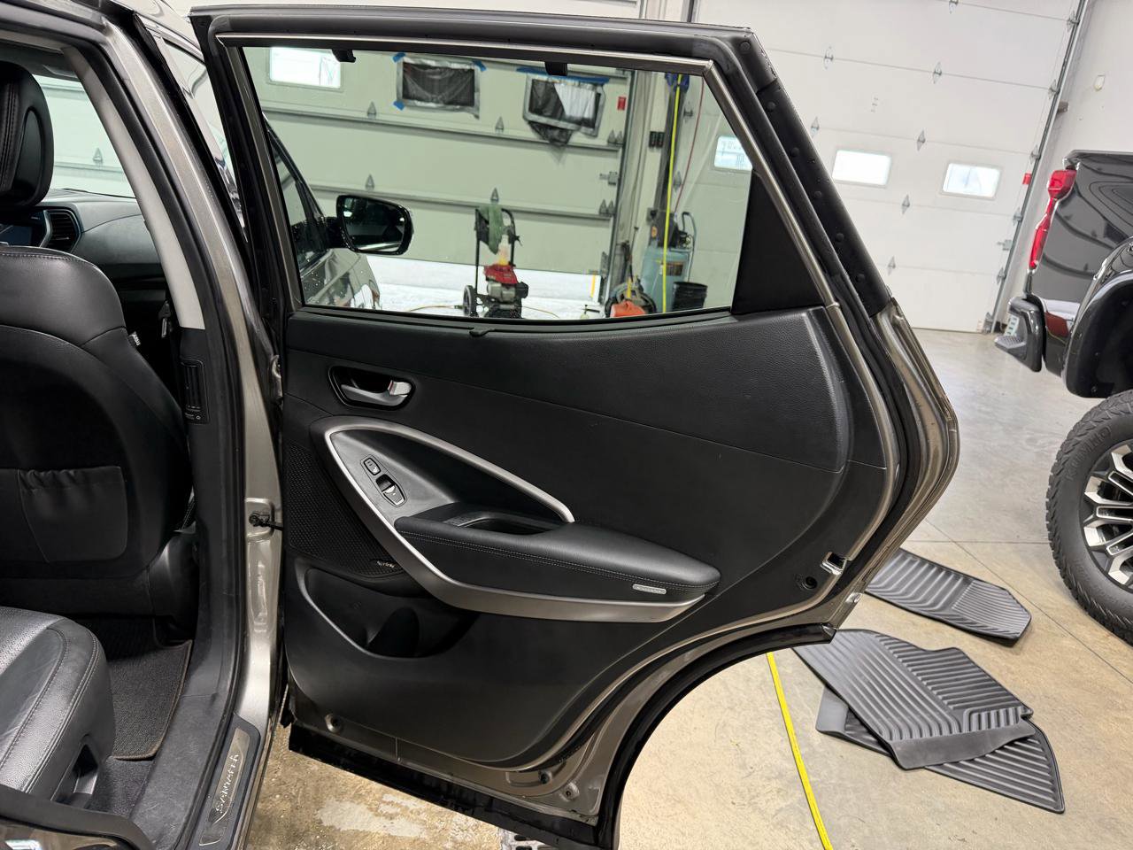 Used 2016 Hyundai Santa Fe Sport 2.0T w/ Option Group 05 image 38