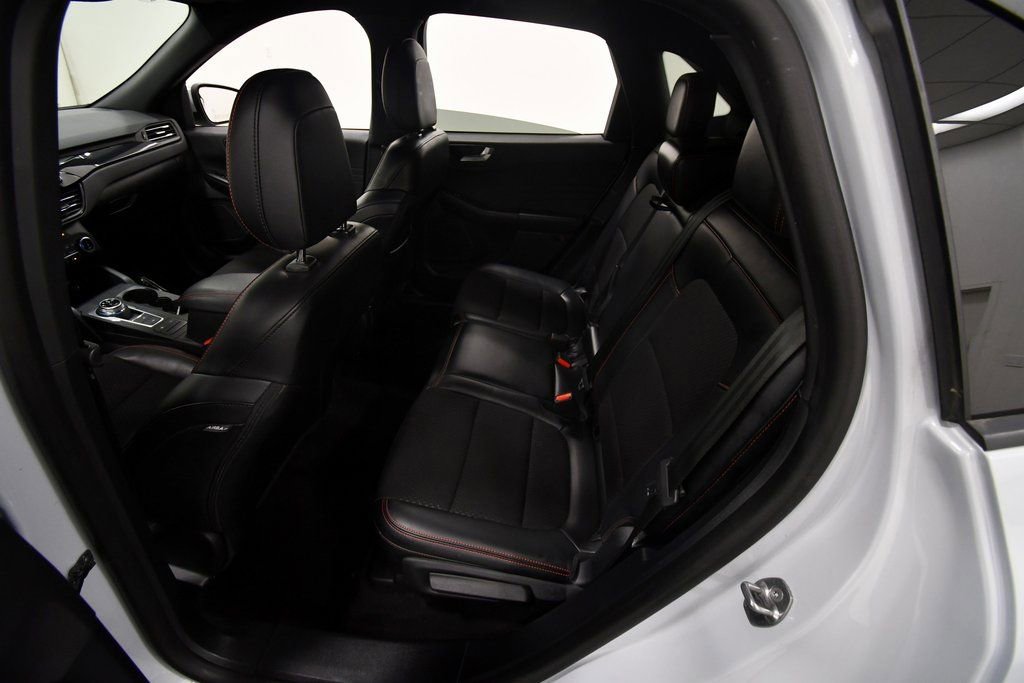 Used 2025 Ford Escape ST-Line Select image 15