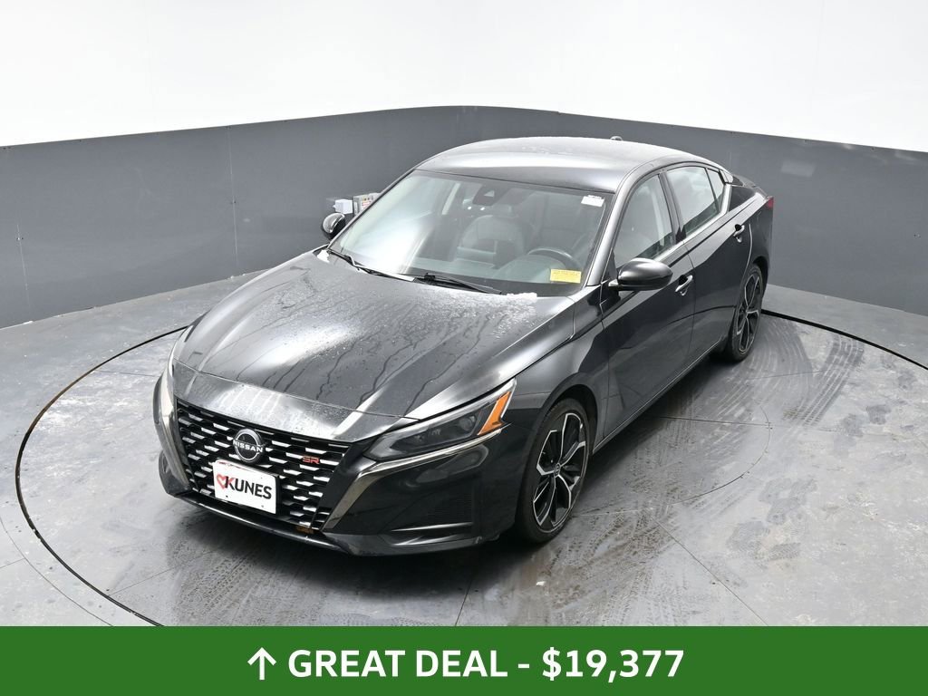 Used 2024 Nissan Altima 2.5 SR image 21