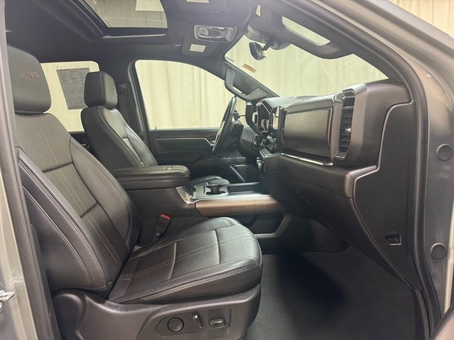 Used 2025 Chevrolet Silverado 3500 High Country w/ High Country Premium Package image 43