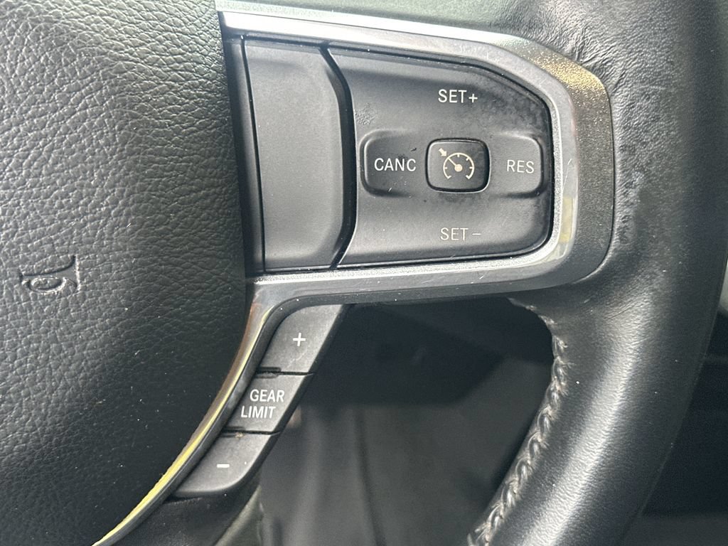 Used 2022 RAM 1500 Laramie AWD/4WD image 26