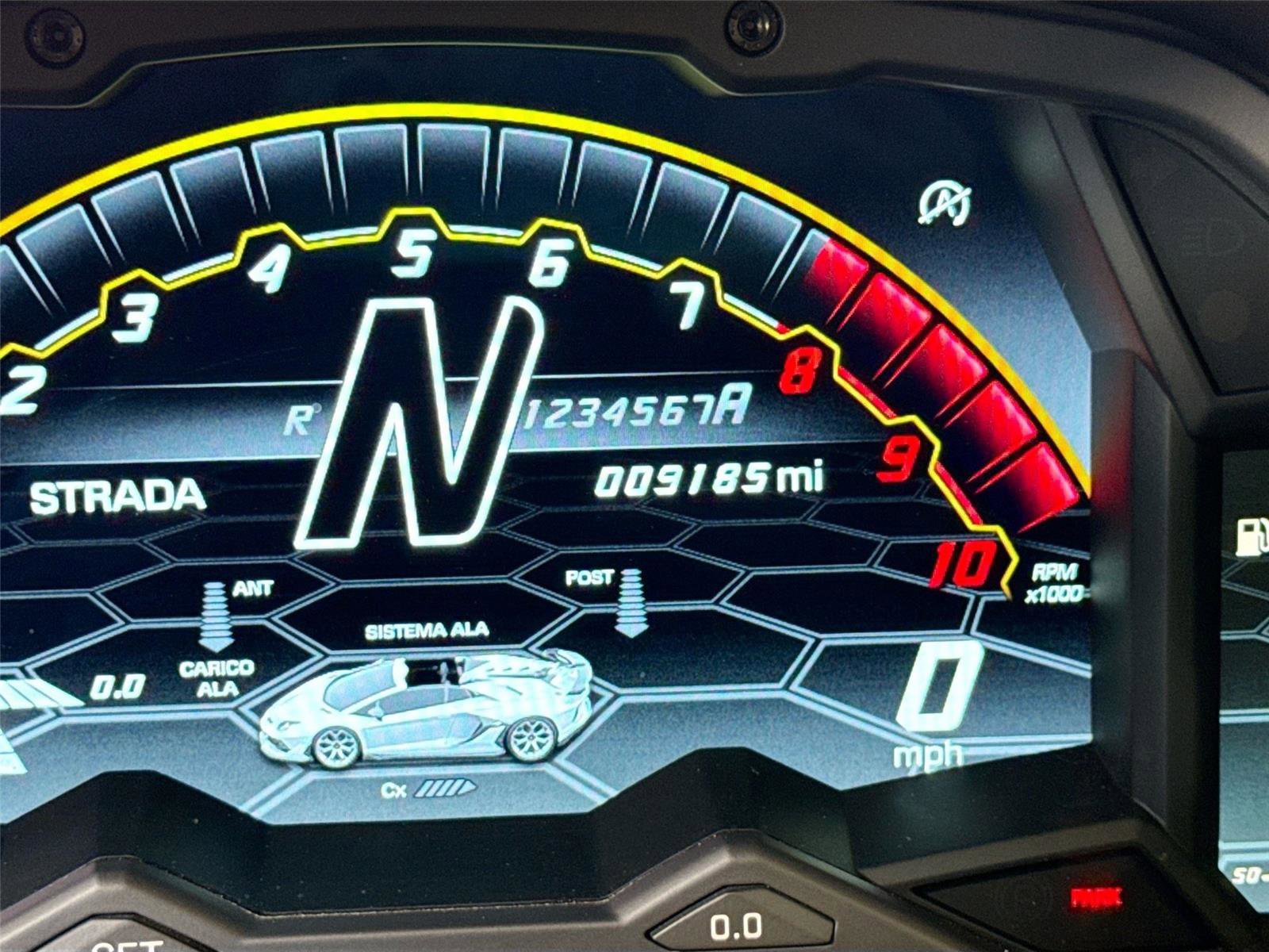 Used 2021 Lamborghini Aventador SVJ image 19