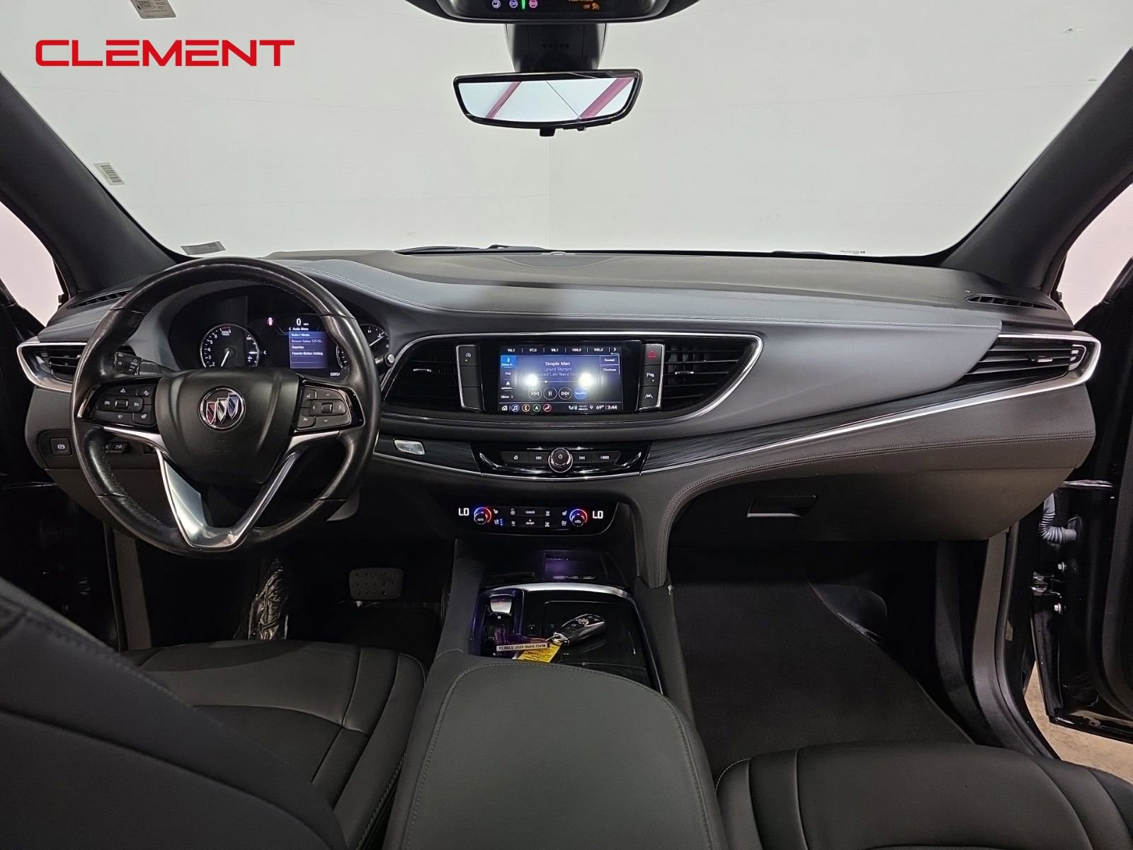 Used 2024 Buick Enclave Premium image 10