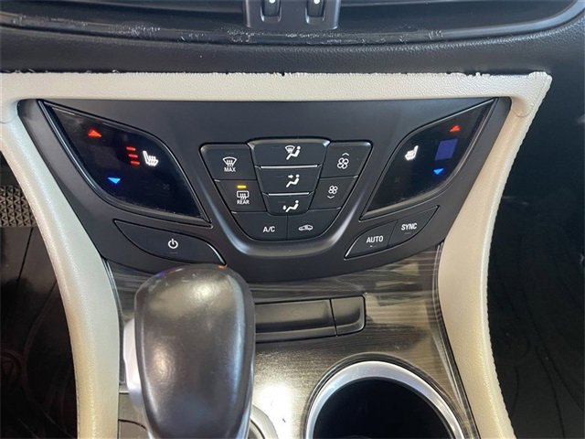 Used 2020 Buick Envision Preferred image 16