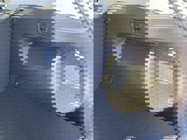 New 2025 Volkswagen Tiguan SE image 62