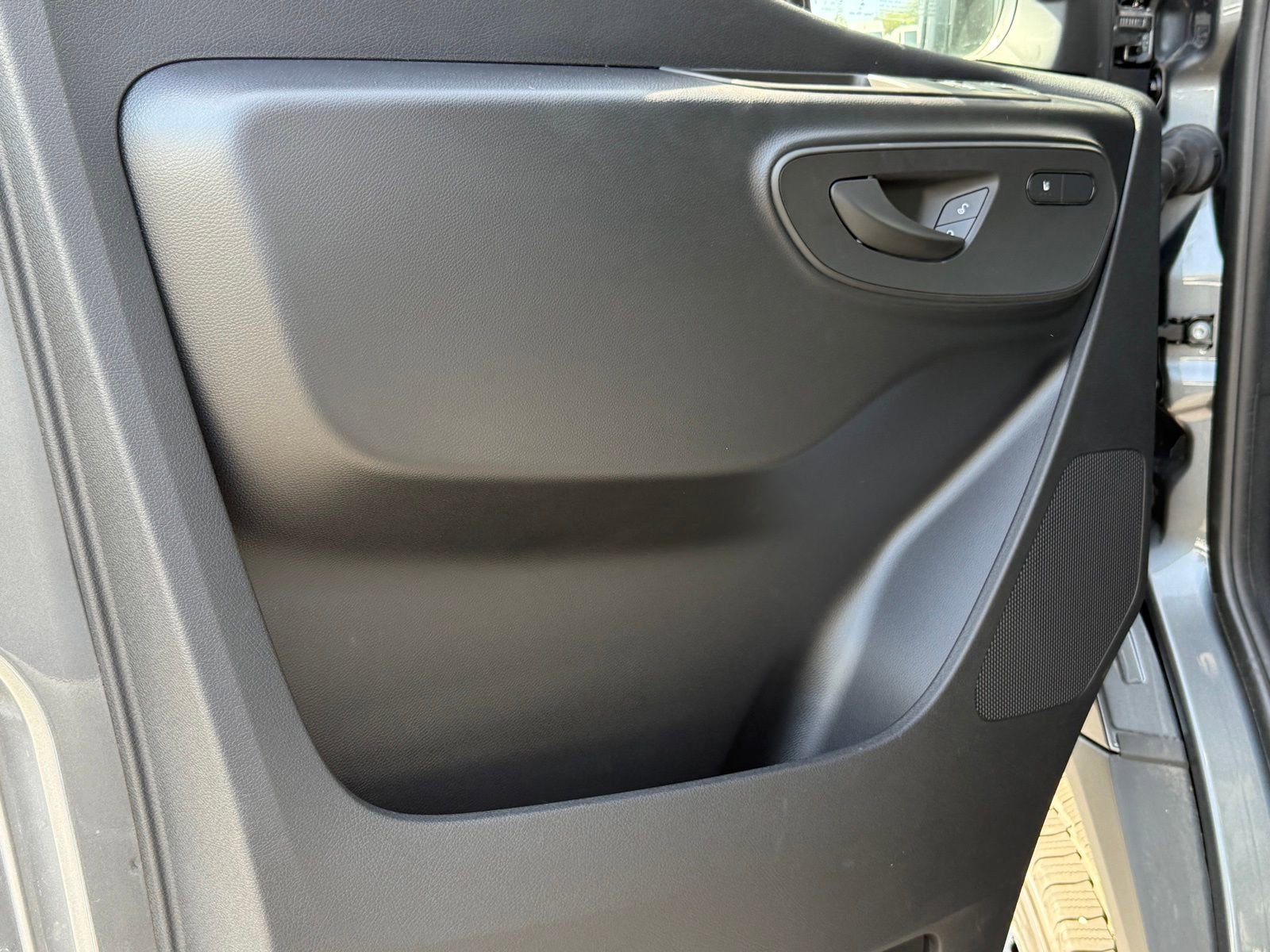 New 2025 Mercedes-Benz Sprinter 2500 image 21