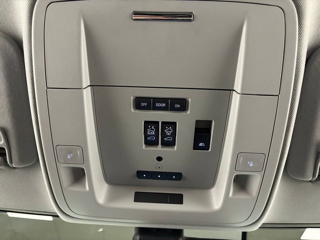 Used 2018 GMC Sierra 1500 Denali AWD/4WD image 34