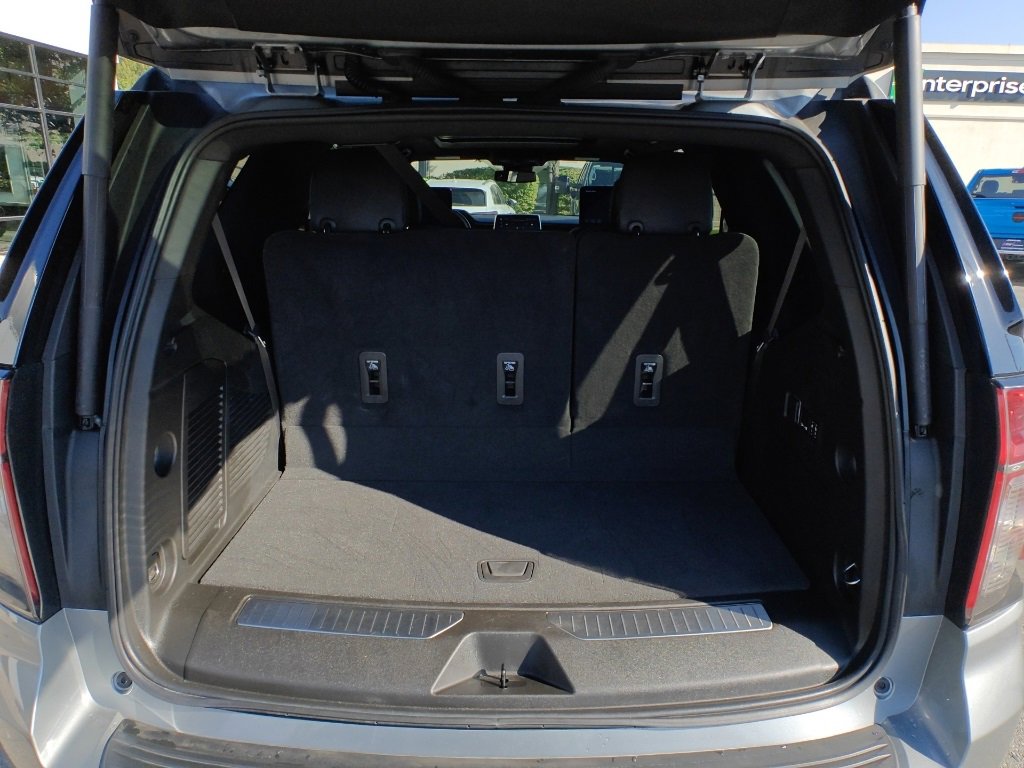 Used 2023 Chevrolet Tahoe Z71 w/ Luxury Package image 29