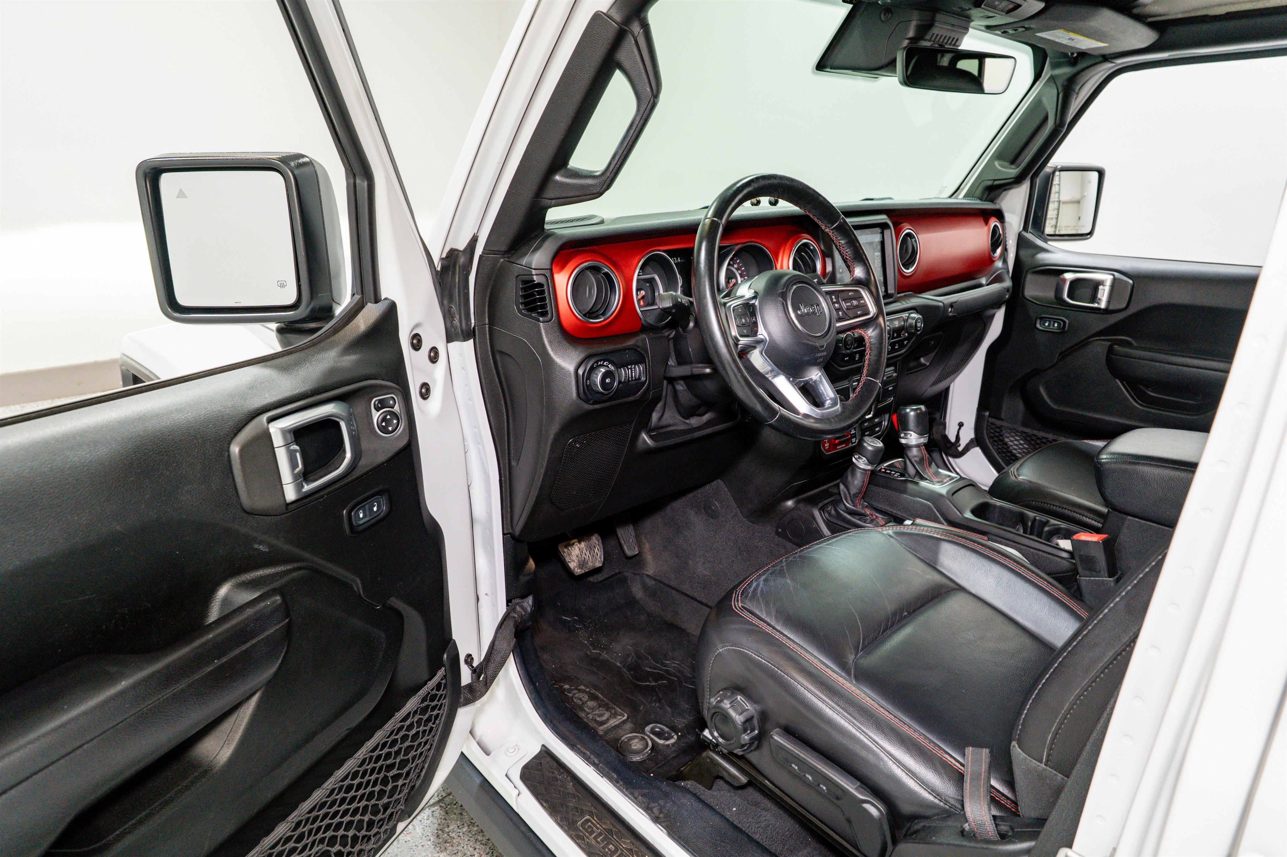 Used 2020 Jeep Gladiator Rubicon AWD/4WD image 13