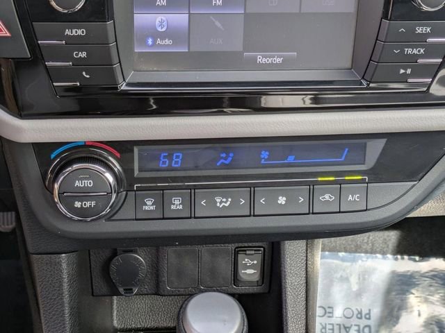 Used 2016 Toyota Corolla LE image 20