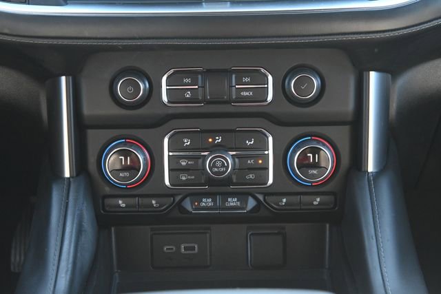 Used 2023 Chevrolet Tahoe LT w/ Luxury Package image 18