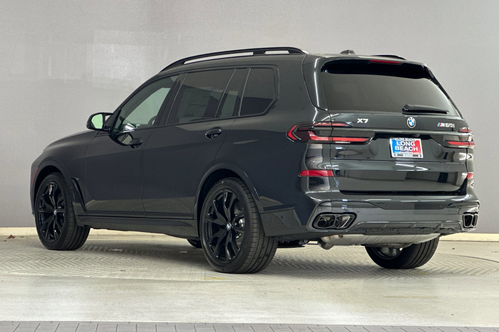 New 2026 BMW X7 M60i image 3