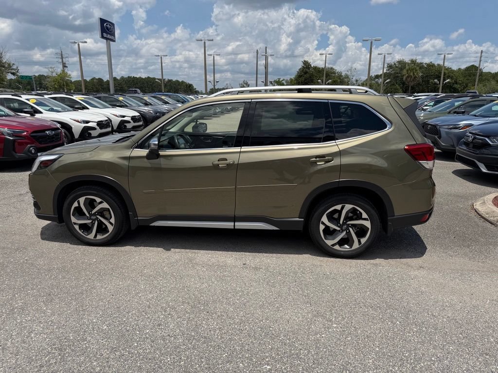 Used 2023 Subaru Forester Touring AWD/4WD image 15