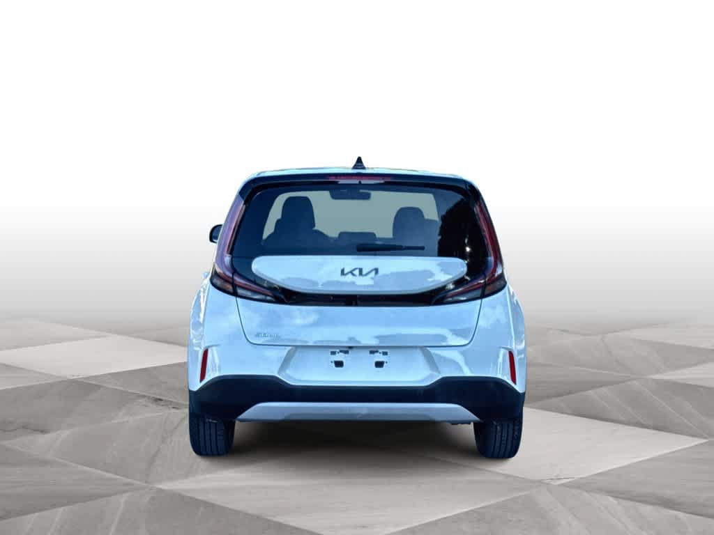 Used 2023 Kia Soul LX w/ Option Group 015 FWD image 7