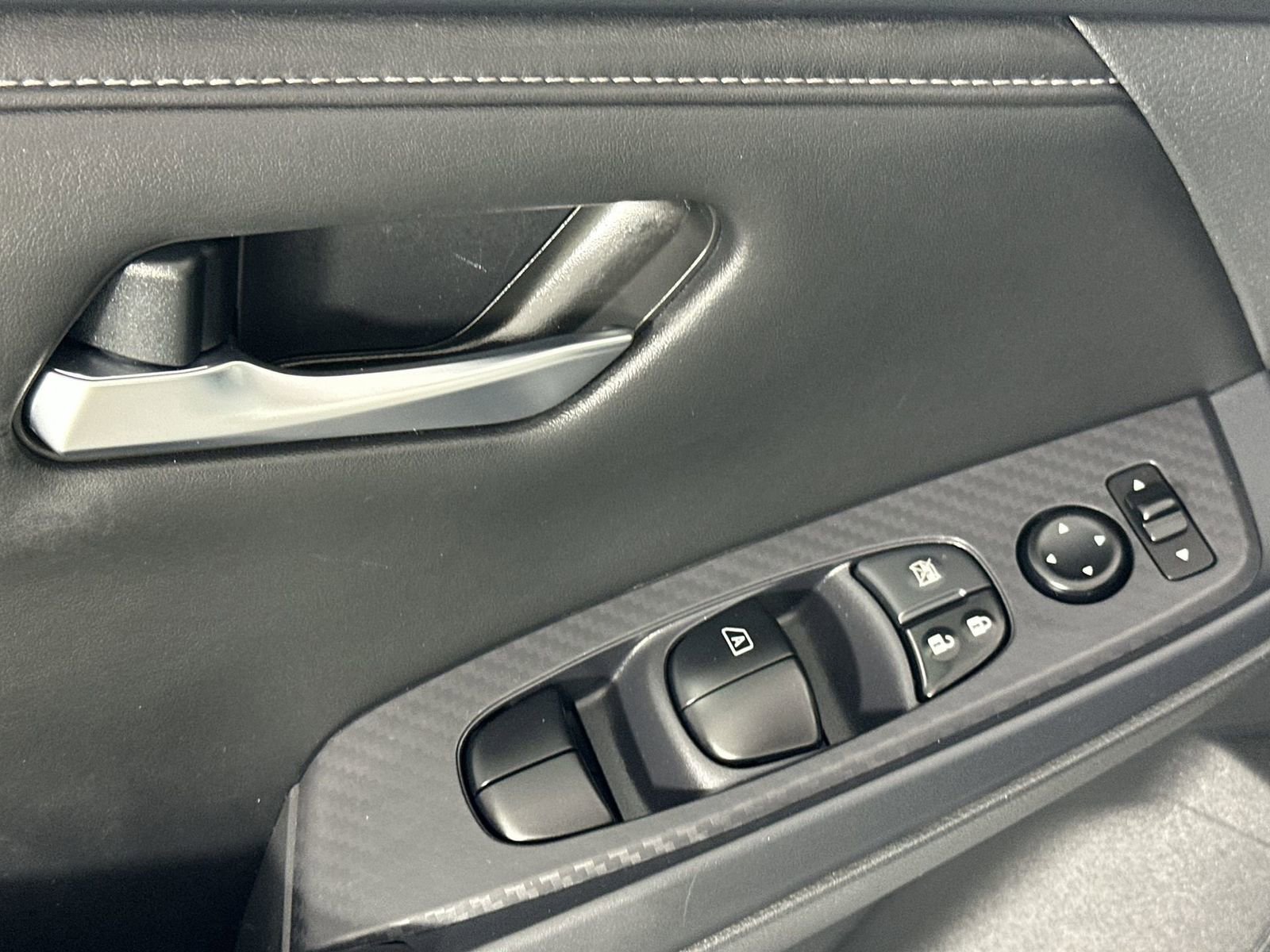 Used 2023 Nissan Sentra SV image 13