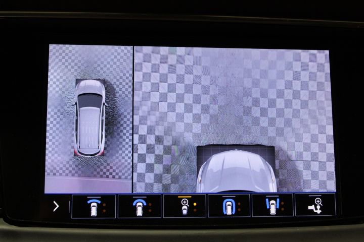 Used 2020 Buick Enclave Avenir w/ Avenir Technology Package image 58