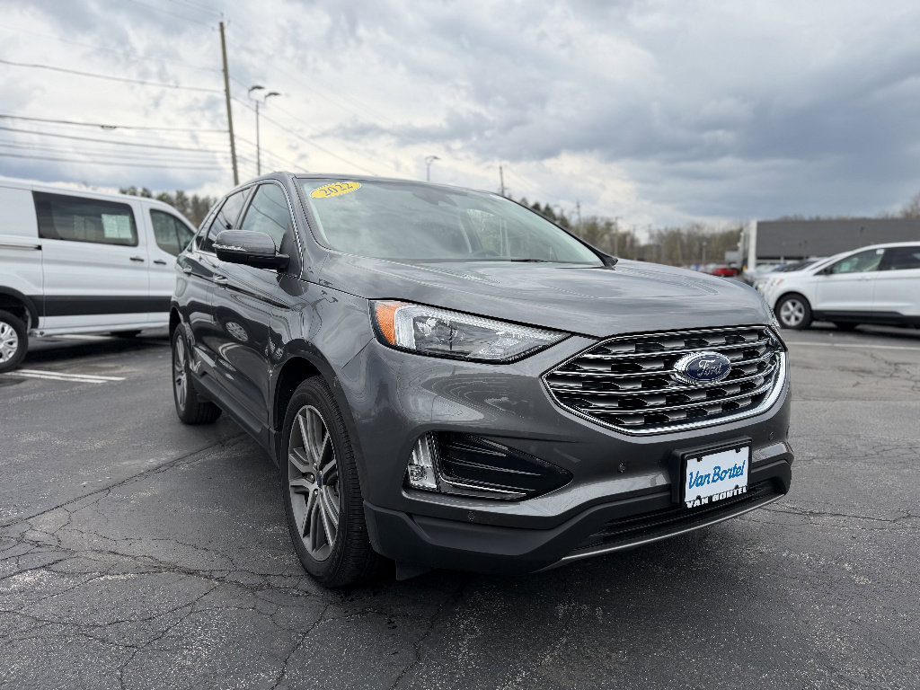 Certified 2022 Ford Edge Titanium AWD/4WD image 9