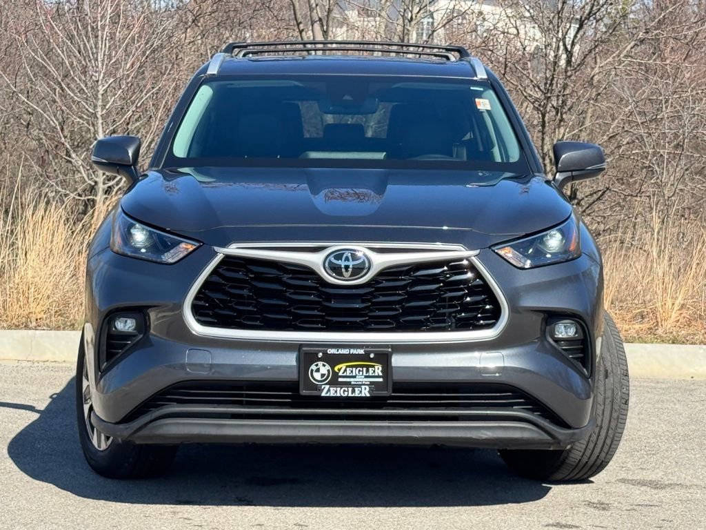 Used 2023 Toyota Highlander XLE AWD/4WD video 2