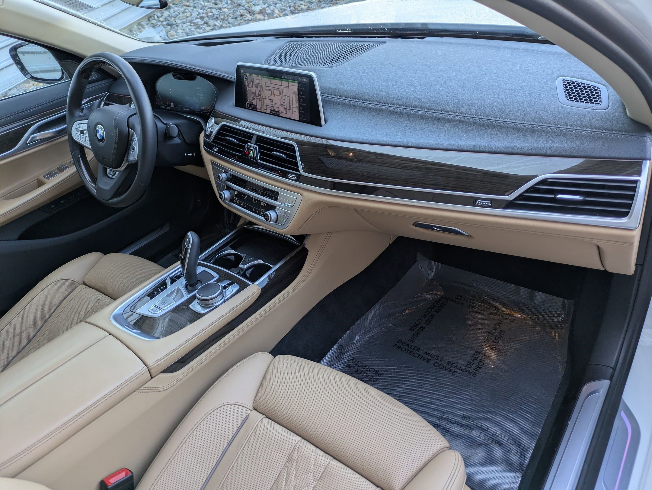 Used 2022 BMW 750i xDrive image 35