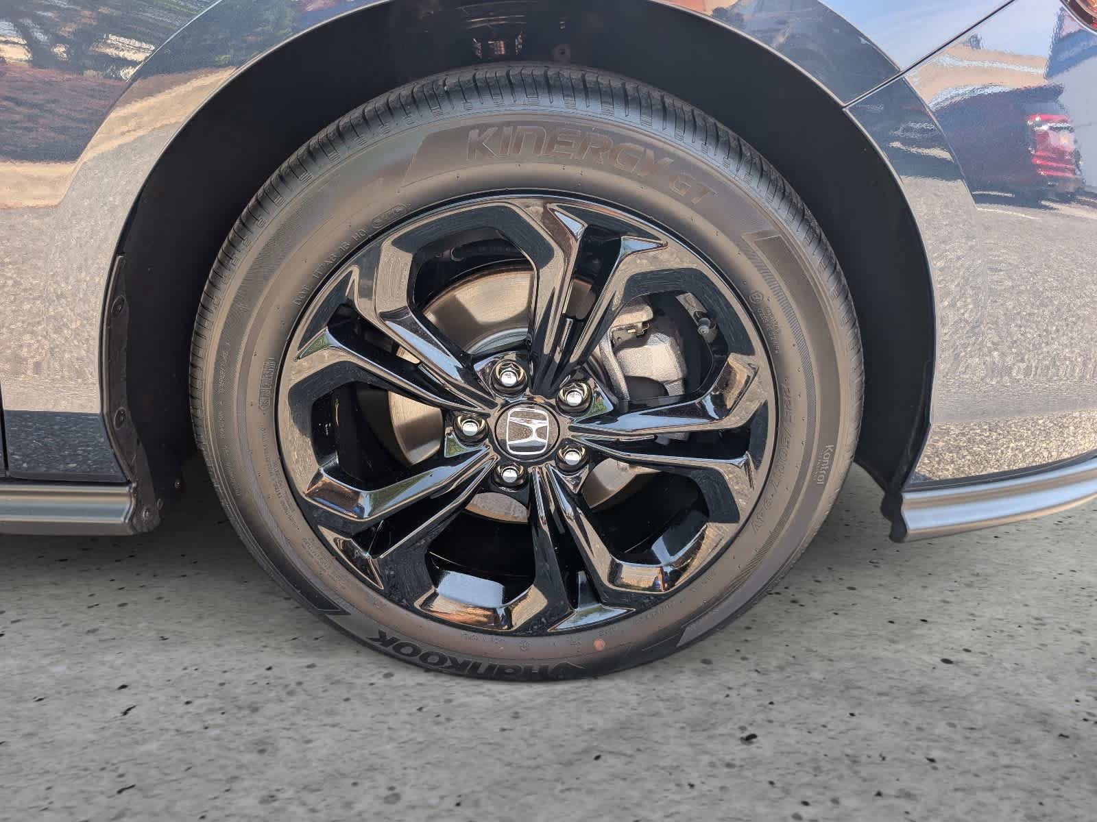 Certified 2025 Honda Accord SE image 9
