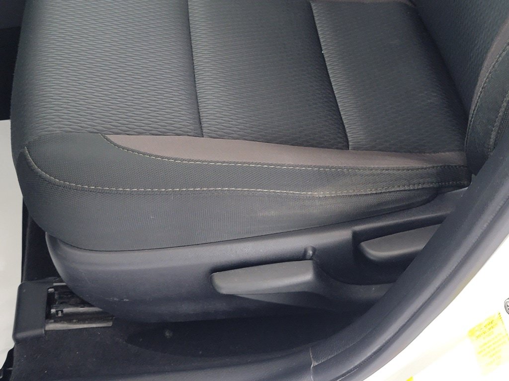 Used 2019 Toyota Corolla LE FWD image 15