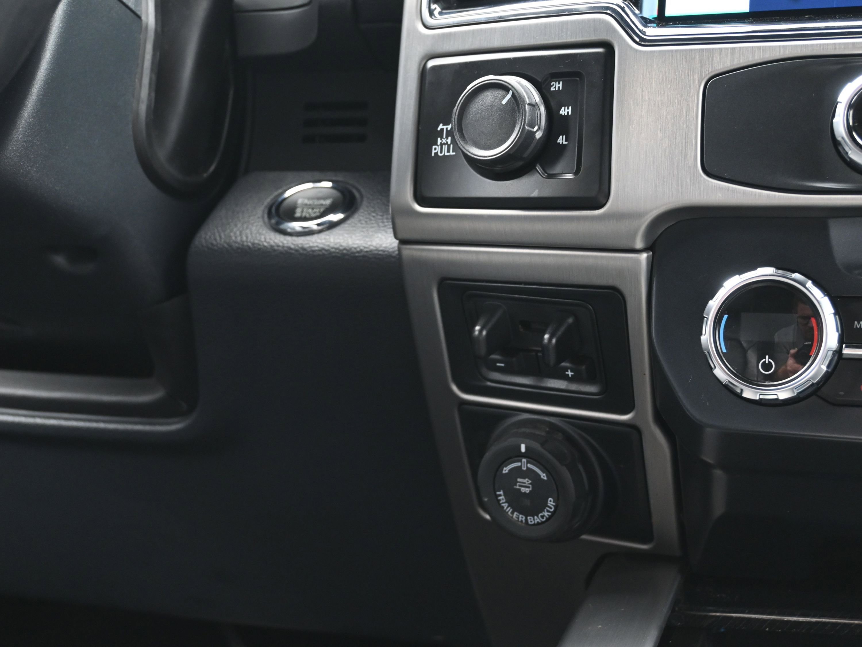 Used 2022 Ford F350 Platinum image 37