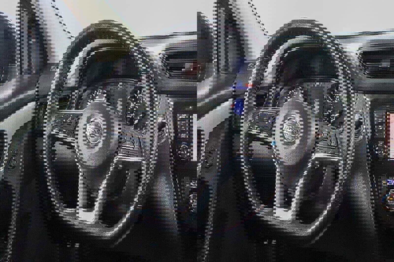 Used 2020 Nissan Rogue Sport SL image 12