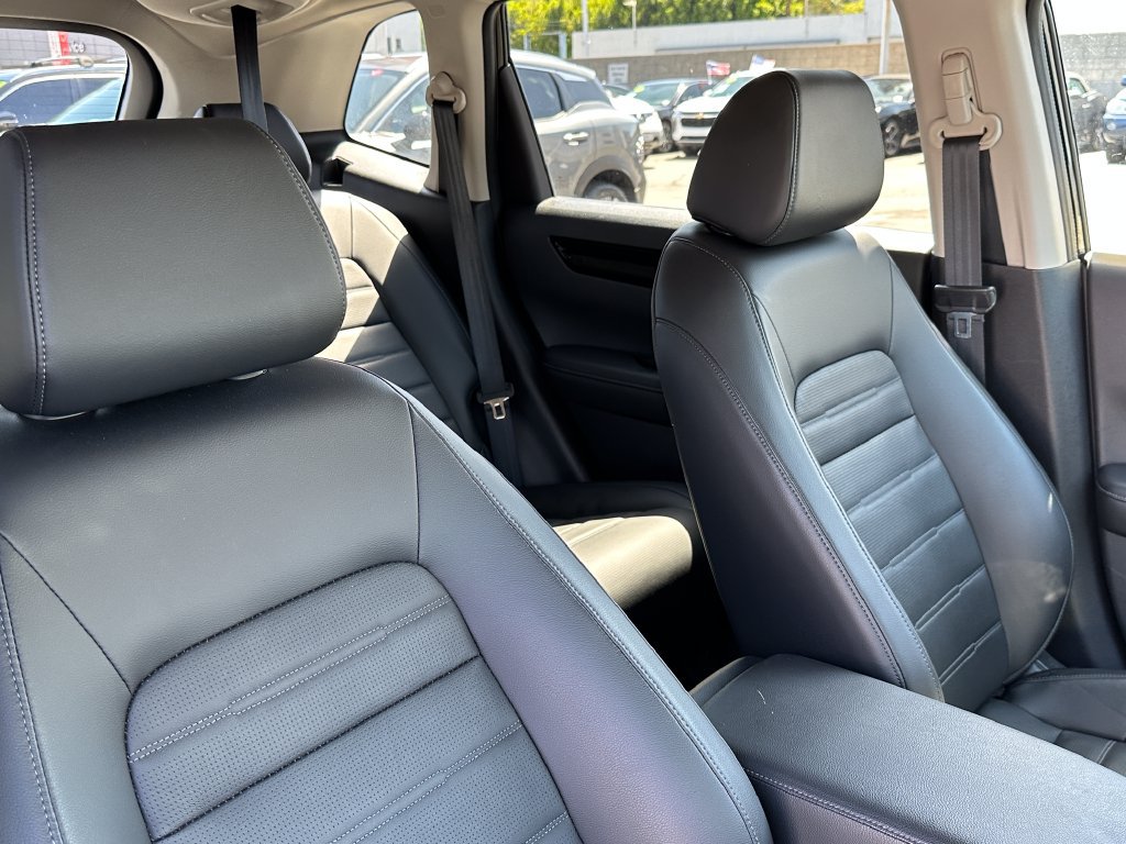 Used 2025 Honda CR-V EX-L image 16