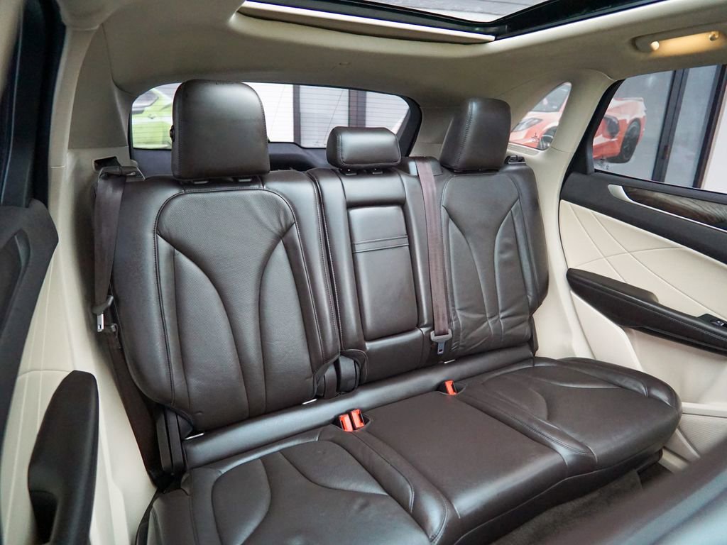 Used 2019 Lincoln MKC Reserve image 32