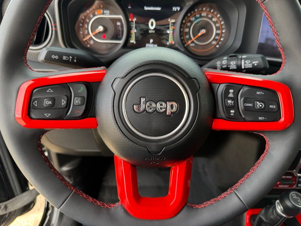Used 2024 Jeep Wrangler Rubicon w/ Technology Group image 17