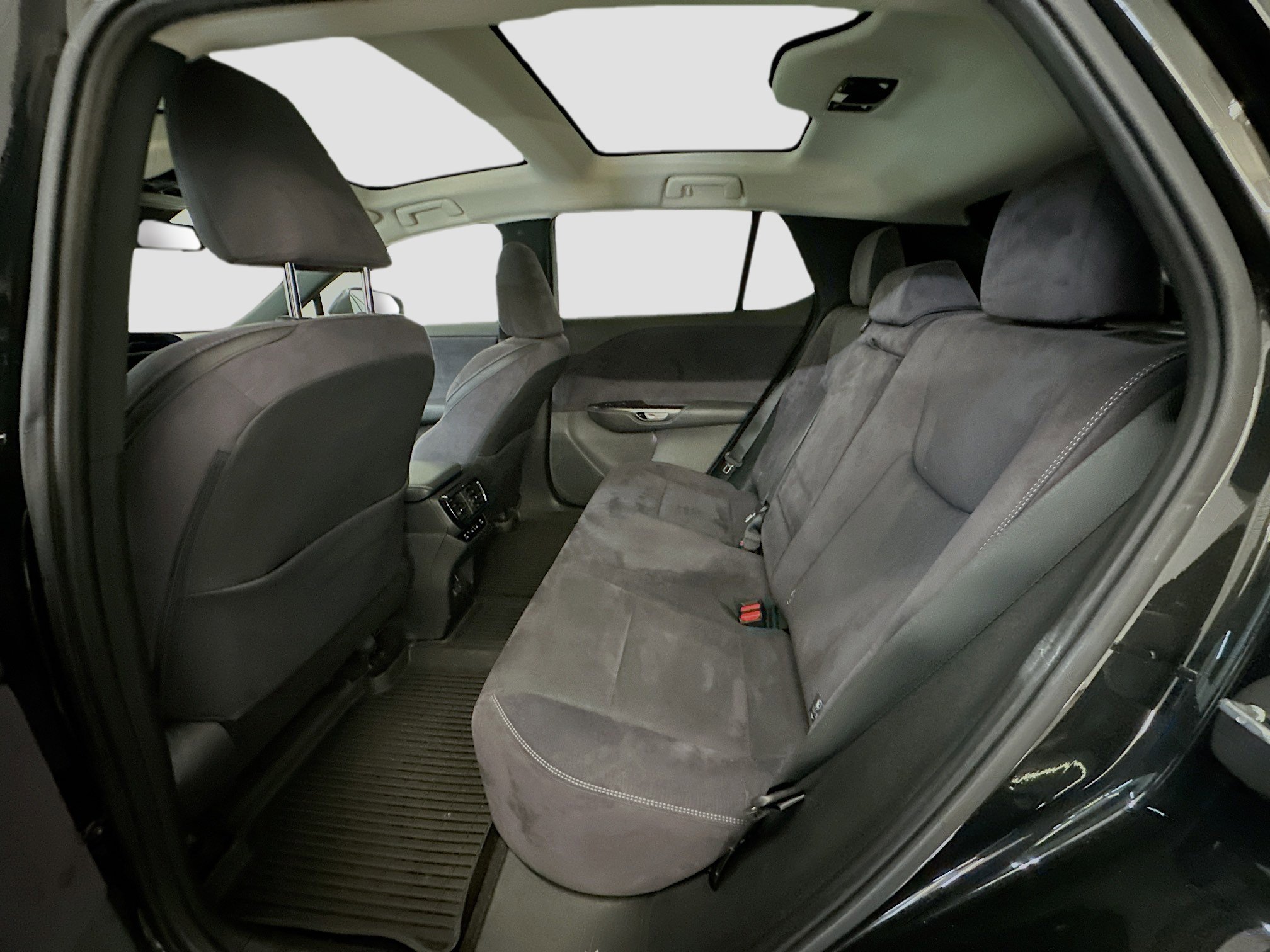 Used 2023 Lexus RZ 450e Premium w/ Accessory Package (2T) image 30