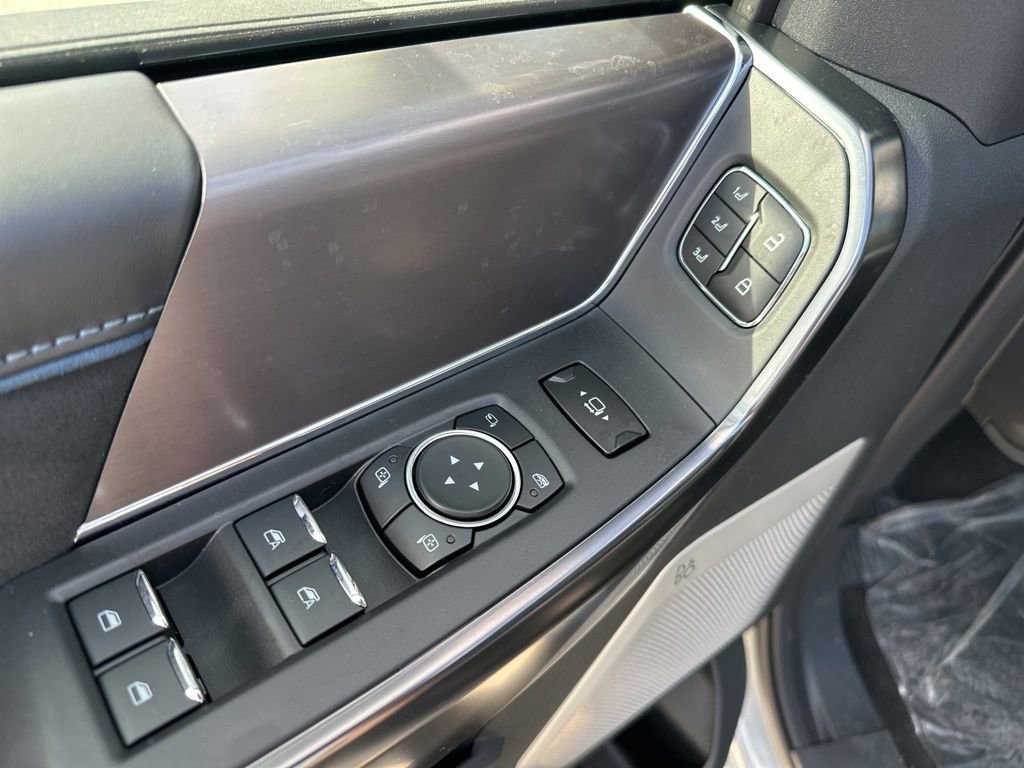 New 2026 Ford F250 Platinum image 12