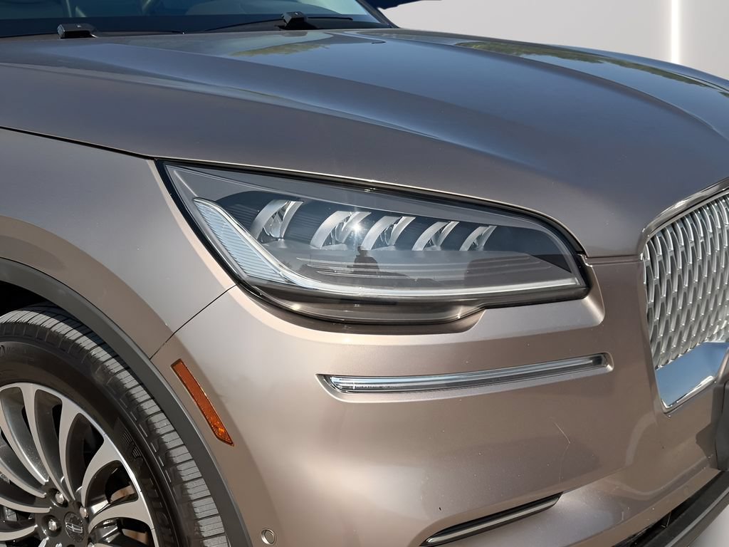 Used 2020 Lincoln Aviator Reserve w/ Equipment Group 201A RWD image 41