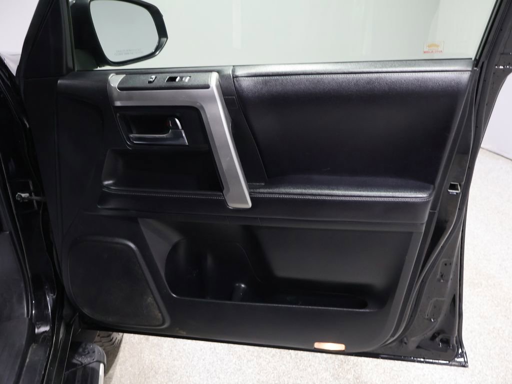 Used 2019 Toyota 4Runner SR5 Premium image 27