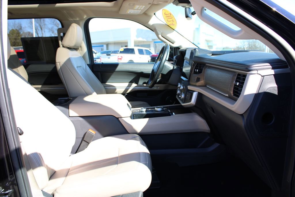 Used 2024 Ford Expedition Max Limited image 33