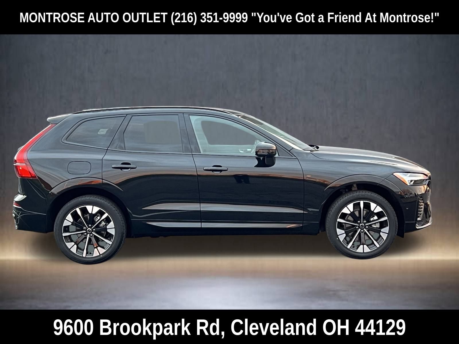 New 2026 Volvo XC60 B5 Plus w/ Protection Package Premier image 7
