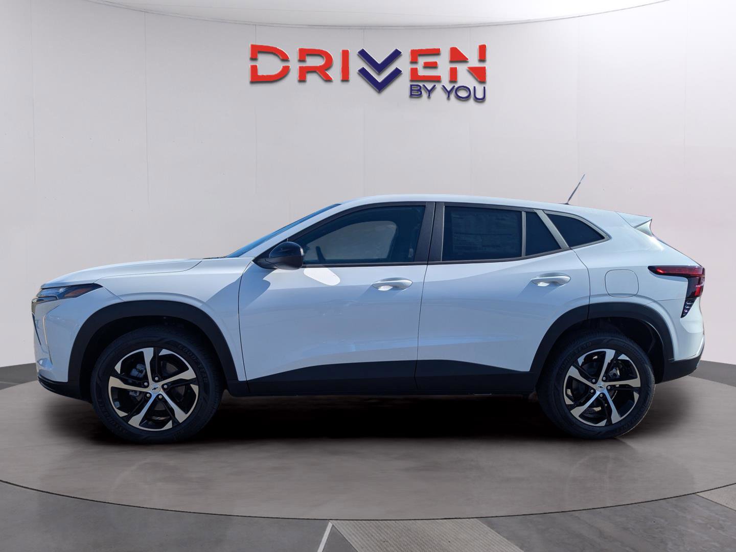 New 2026 Chevrolet Trax RS w/ Driver Confidence Package FWD image 2