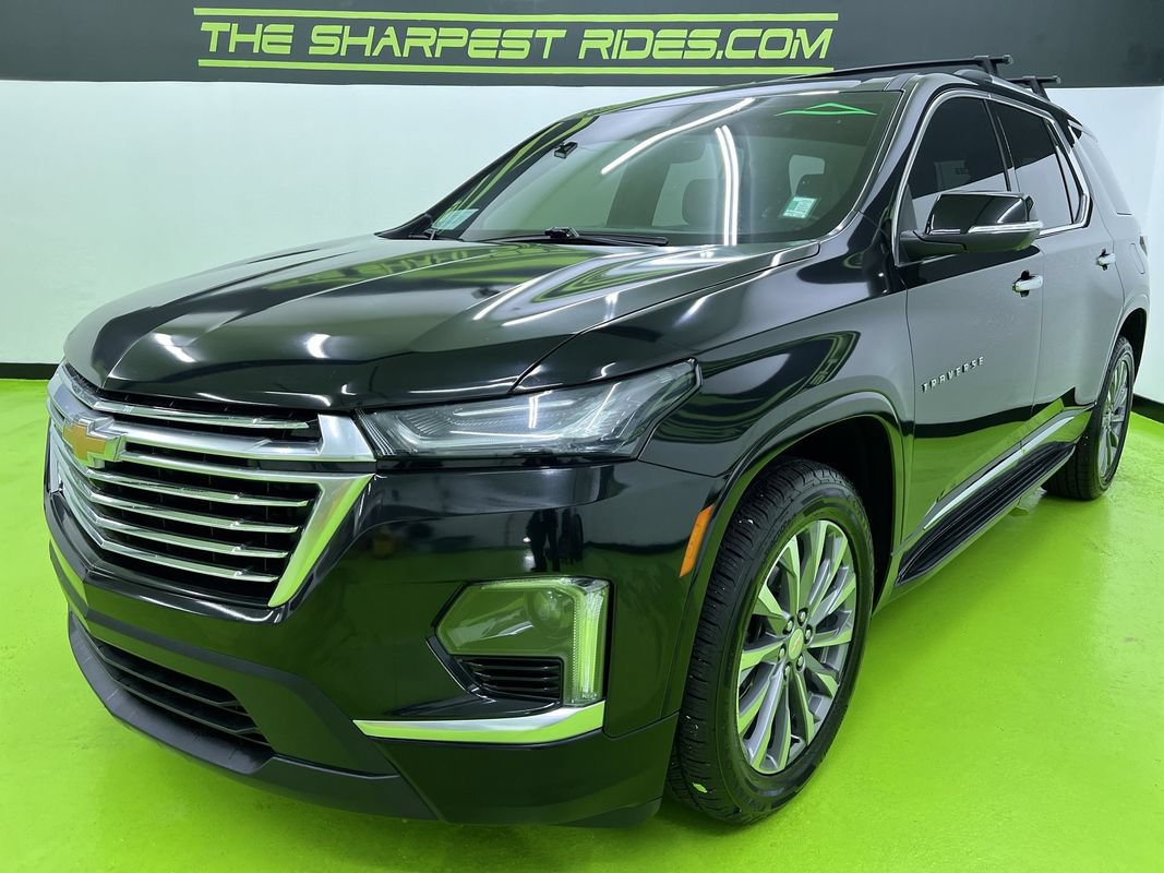 Used 2023 Chevrolet Traverse Premier w/ LPO, 'HIT The Road' Package FWD image 5